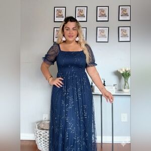 PINUP FASHION Long bridesmaid dress with leaf embroidery and sequined tulle NEW